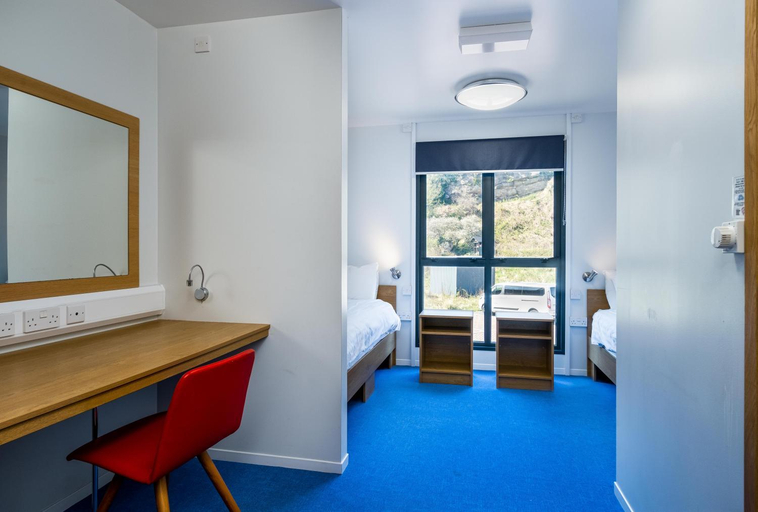Bathroom 3, FSC Millport Hostel, North Ayrshire