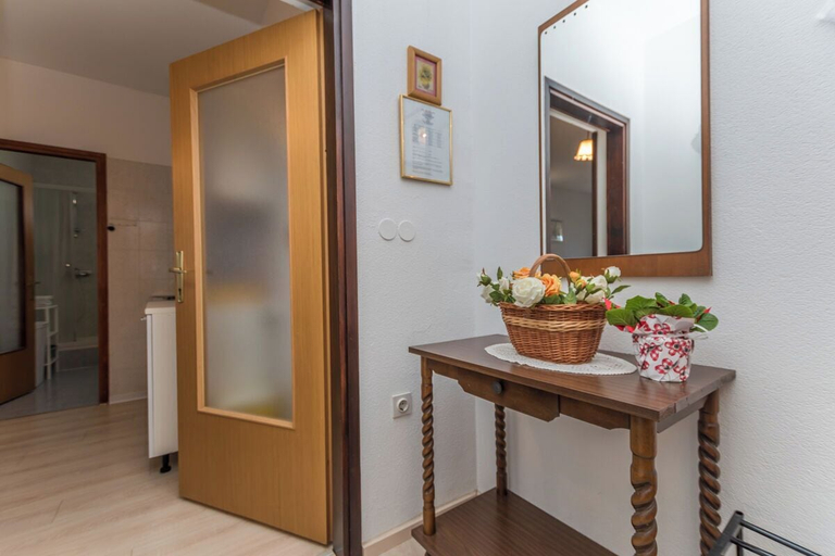 Bathroom 3, Apartment Neva, Novigrad