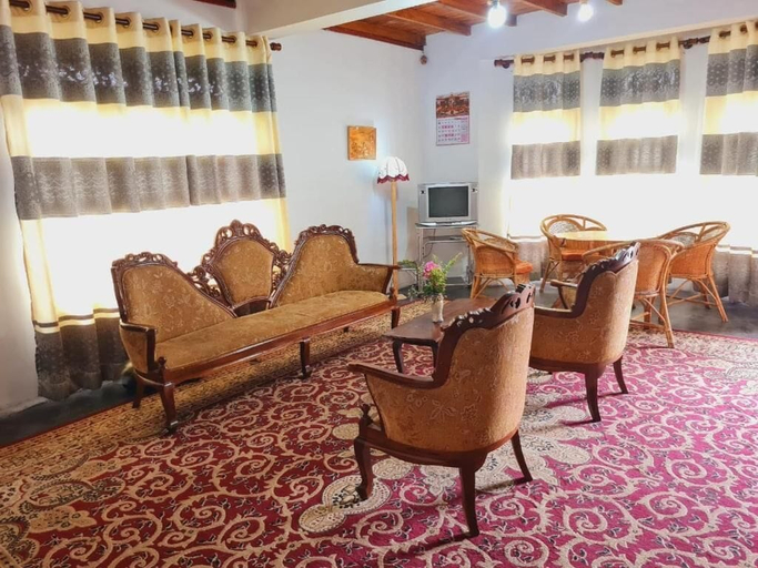 Living area 3, Sasru Holiday Home, Nuwara Eliya