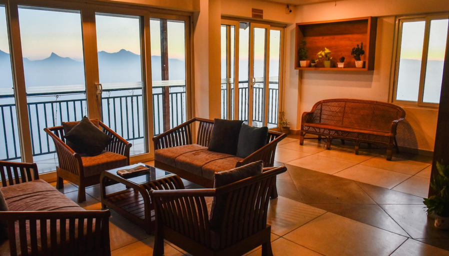 Public Area 3, Chill Berg Resort - Bodimettu, Theni