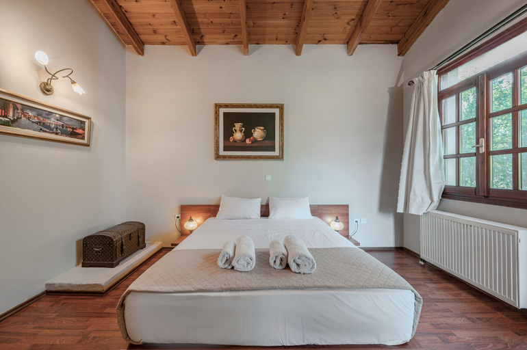 Room 2, Skine Villa, Crete
