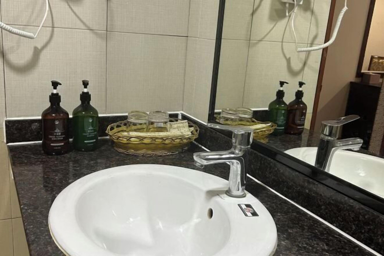 Bathroom 4, Yuanle Hotel, Huizhou