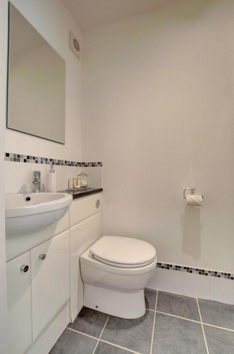 Bathroom 3, England Villa 1290, Devon