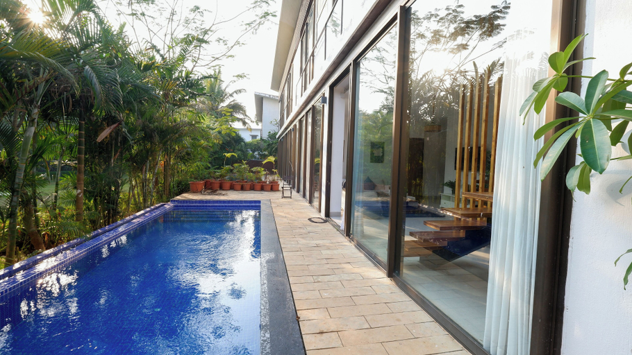 Pool 5, Sun Contemporary by Dia Homes, North Goa