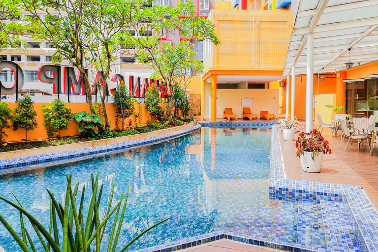 Swimming Pool 3, Comfy and Nice Studio (No Kitchen) at Apartment Kubikahomy By Travelio, Tangerang Selatan