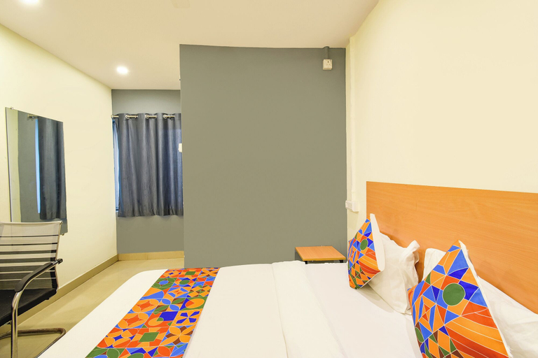 Room 5, Fabhotel Vedhanshi, Ranga Reddy