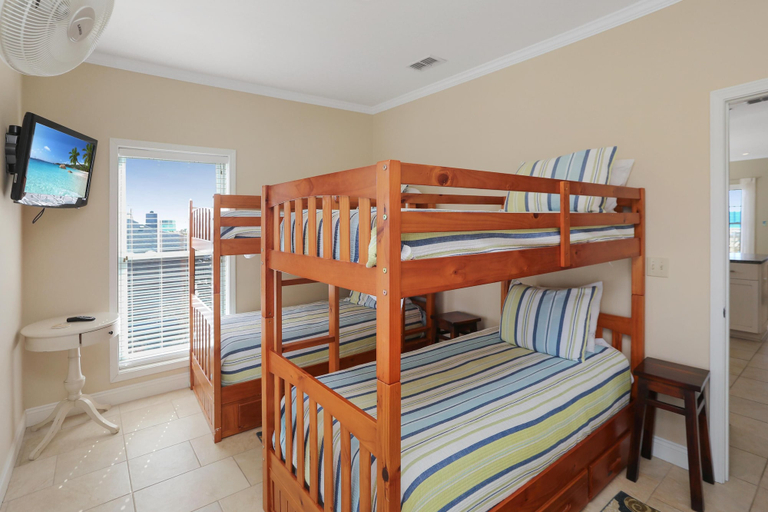 Bedroom 3, A Rendezvous, No Pets Allowed, Gulf