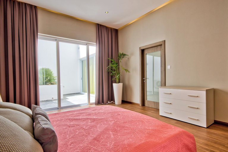 Room 4, Extraordinary Villa With Private Pool & Steamsauna