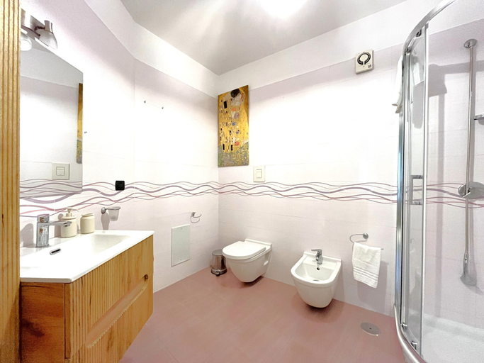 Bathroom 3, Aura Suites Napoli, Napoli