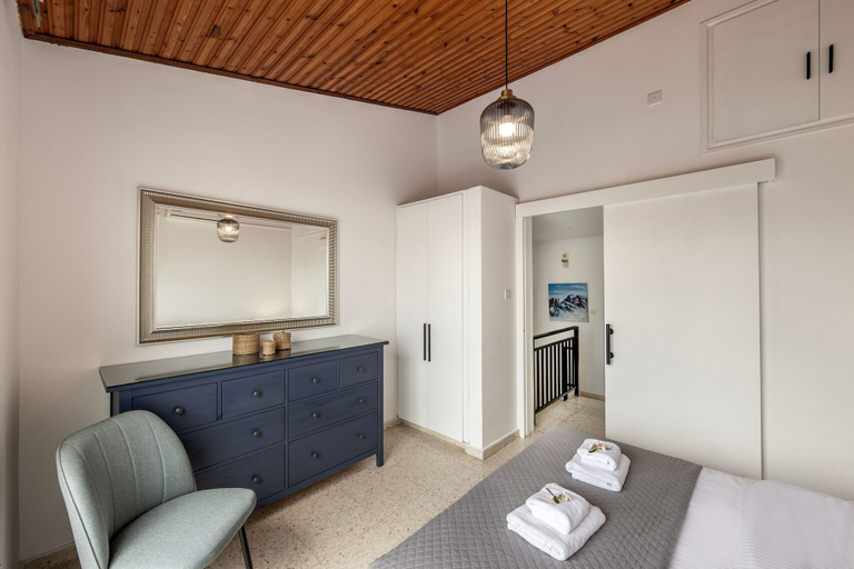 Room 5, Larnaca Seaside Villa Marina 43, Larnaca