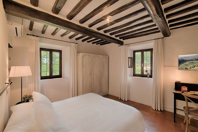 Room 3, Villa in Chianti for 6 Persons, Siena