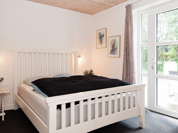 Bedroom, 5 Star Holiday Home in Ega, Århus