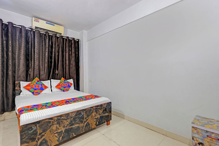 Room 2, Fabhotel Ar Residency, Mumbai Suburban