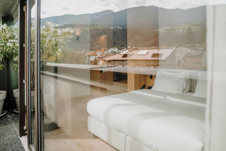 Bedroom 4, ADLER Historic Guesthouse, Bolzano