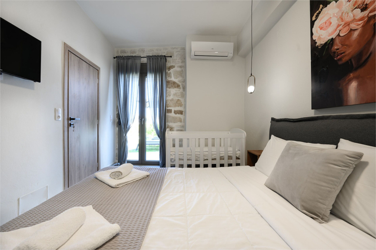 Bedroom 2, Stone Project Villa, Crete