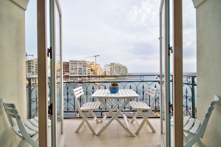 Balcony 5, St Julian's Coastline Apartment + Sea View Balcony, St Julian's