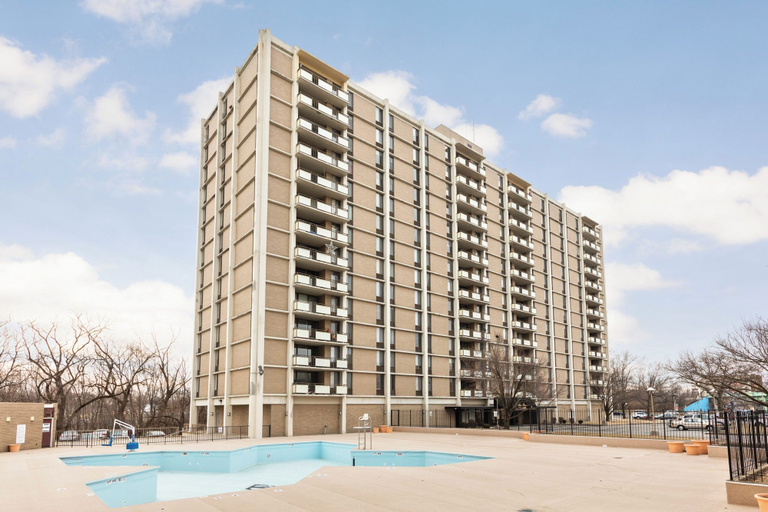 Pool, Landing Apartments Fort Wayne - East Central, Allen