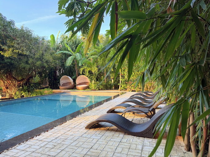 Property grounds, Jungle Nest Resort, General Luna