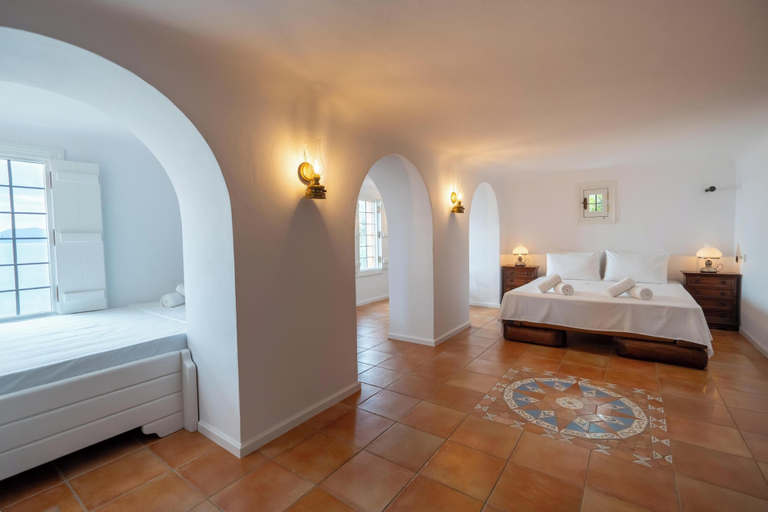 Room 4, The Wave Whisper by Cypresses Villas, Thessaly