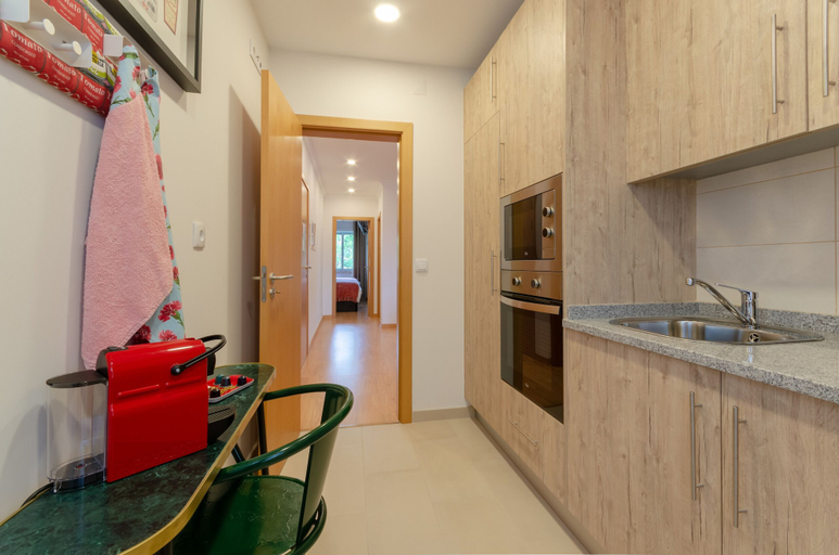Private kitchen 3, Setubal Boutique Apartments II by Homing, Setúbal