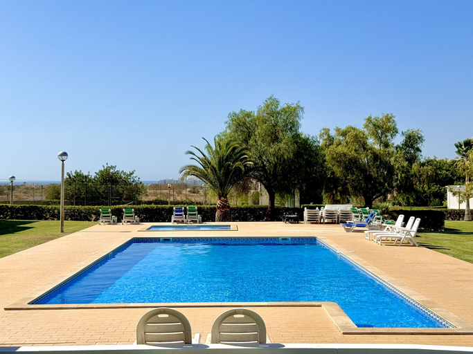 Pool 4, Pêra Secret Garden 2 With Pool by Homing, Silves