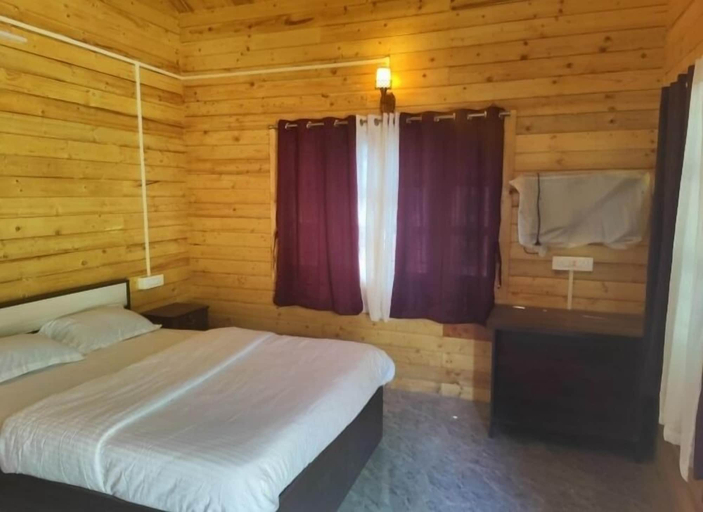 Room 2, Wild Monk, Uttara Kannada
