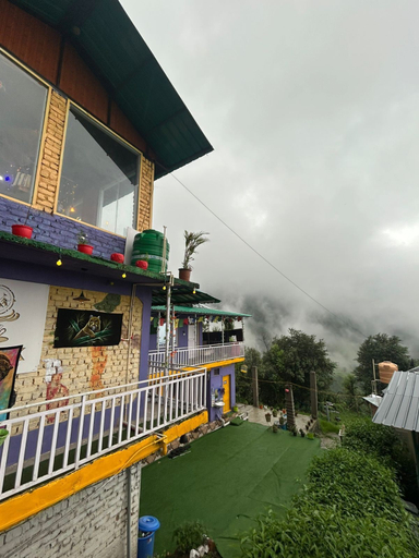 Property grounds, The Backpacker Storey, Kangra