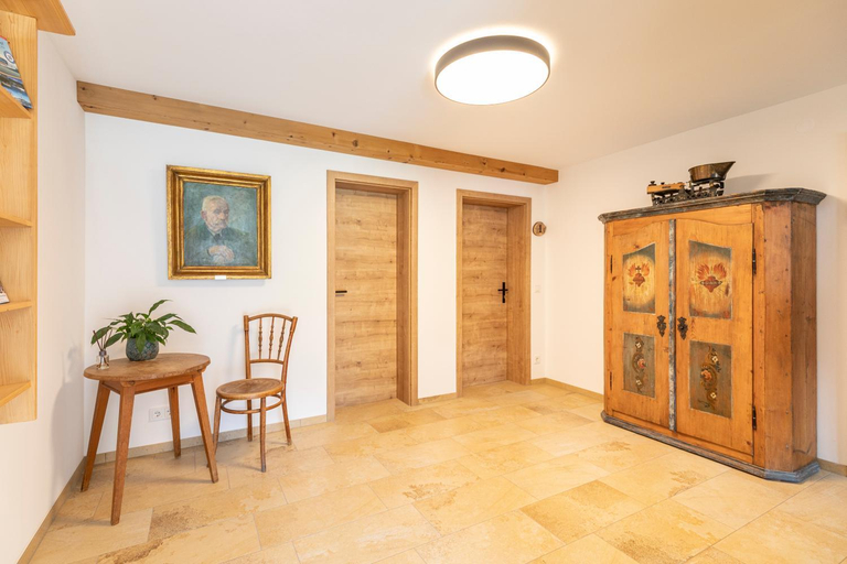 Others 4, Gastehaus zum Thoma, Miesbach