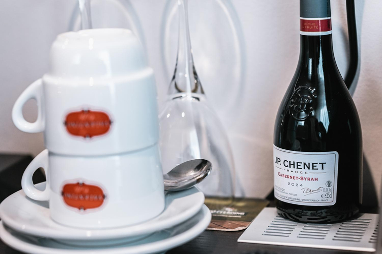 Food & Drinks 5, Hotel Pax, Luxembourg