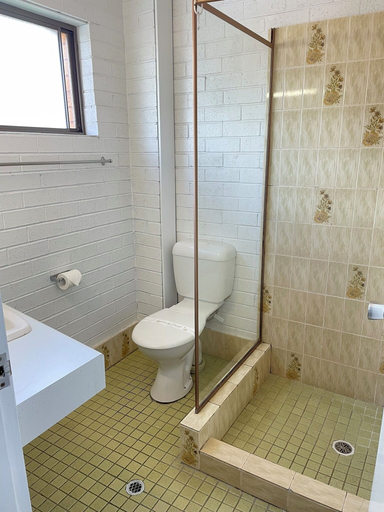 Bathroom 4, Coastal Bay Motel Coffs Harbour, Coffs Harbour - Pt A