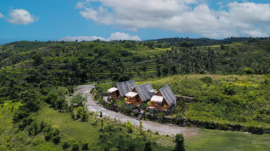 Front of property 3, Janggur Baud Hill Nusa Penida, Klungkung