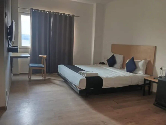 Room 5, Fabhotel Yash Meridion, Jaipur
