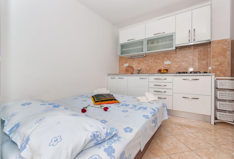 Bedroom 2, Apartments Neda, Dugi Rat