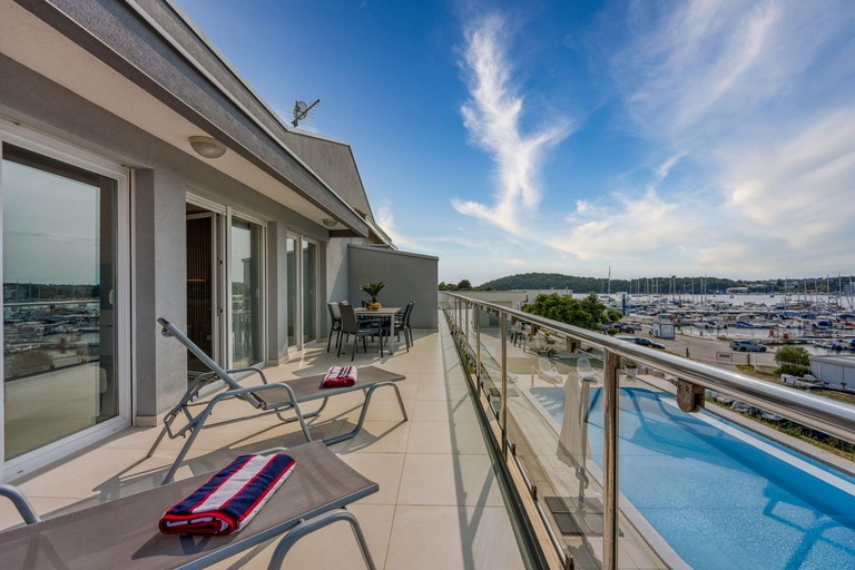 Balcony/terrace, Elegant Panoramic Seaview Apartments, Medulin