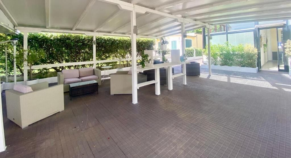 Others 5, Hotel Praja Mare, Cosenza