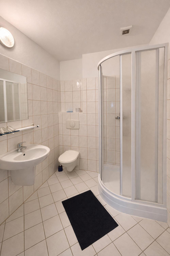 Bathroom 3, hotel Sadek, Domažlice