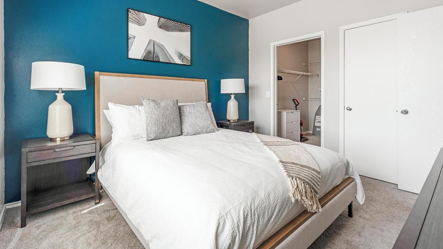 Room 4, Landing Furnished Apartments - Far West Side, Bexar