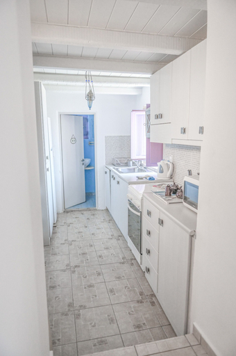 Private kitchen 5, Kivotos Mani, Peloponnese