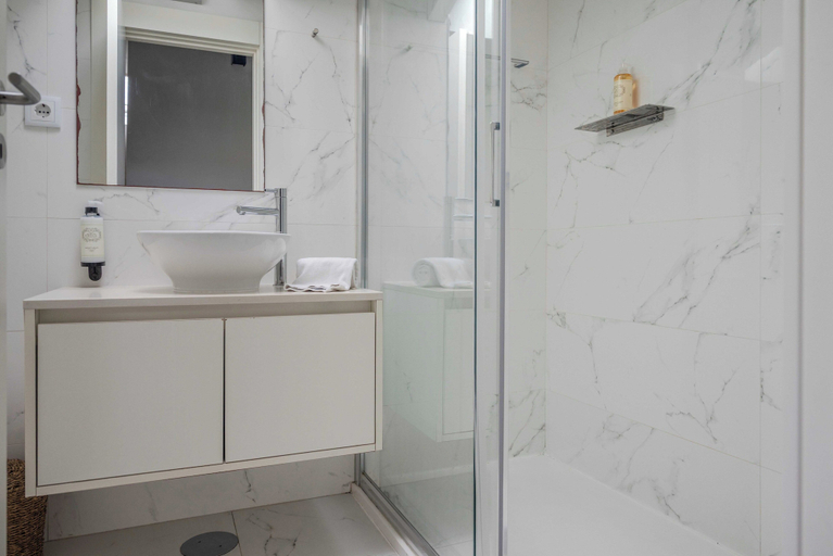 Bathroom 4, Uma Formosa Apartments, Porto