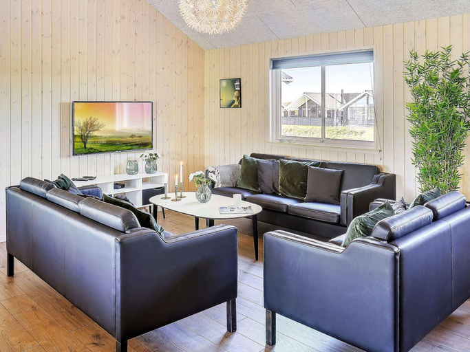 Others 3, 5 Star Holiday Home in Bogense, Nordfyns