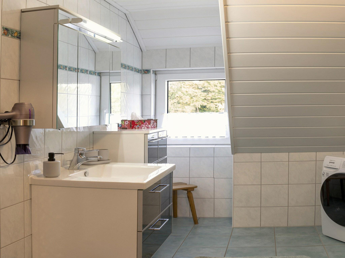 Bathroom 3, Ferienwohnung mit Terrasse, Bad Bodenteich, Uelzen