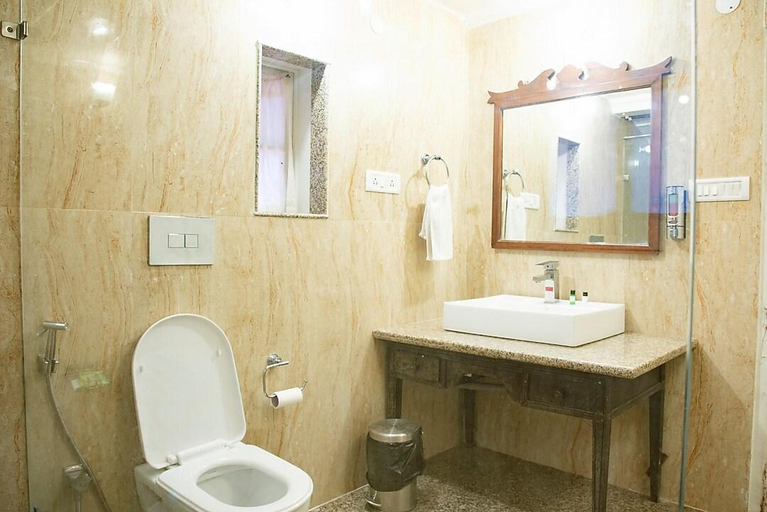 Bathroom, Shimla British Resort, Shimla