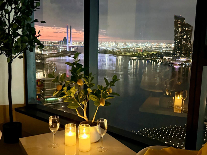 Food & Drinks, ReadySet Apartments at Stadium, Melbourne