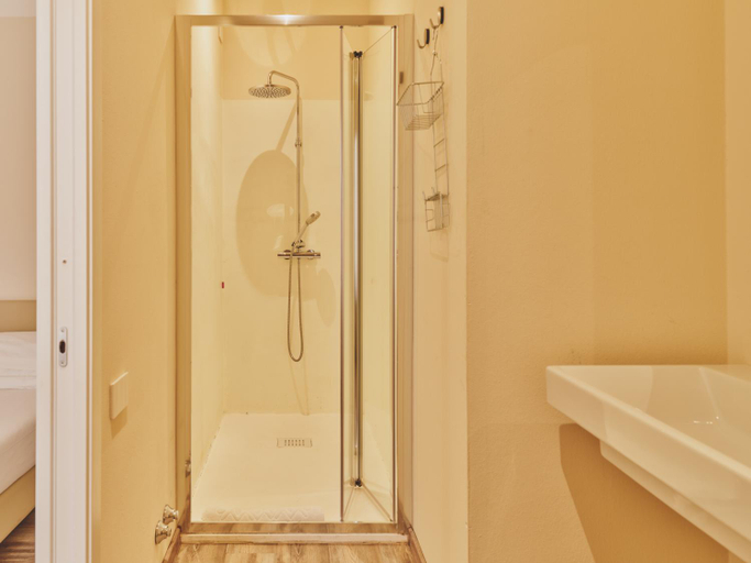Bathroom 2, Hotel L'Aretino, Arezzo