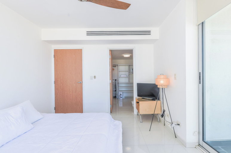 Room 4, Vitant Santa Lucía, Monterrey
