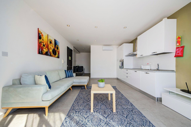 Living area 5, Stunning Penthouse Apartment With Private Terrace
