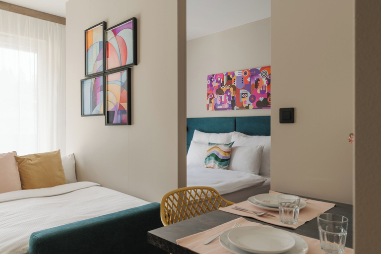 Room 4, Avenue Apartments Vrchlického, Praha 5