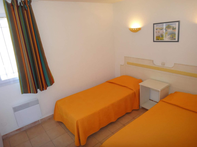 Bedroom 4, R Sidence L Oustal des Mers 2p4p, Aude