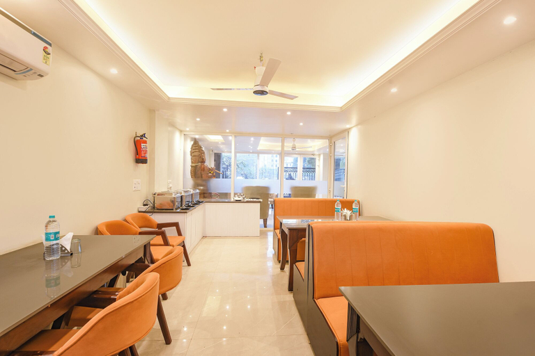 Restaurant 2, Fabhotel Heritage Inn Golf Course Rd, Gurgaon