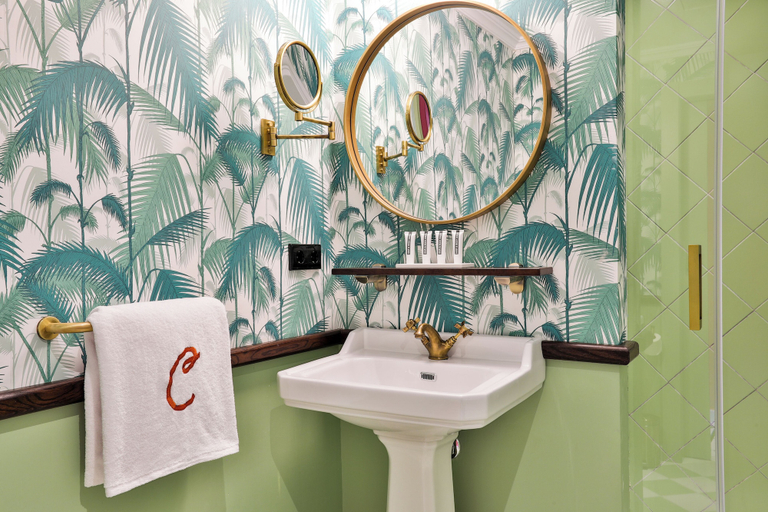 Bathroom 5, Cubanito Ibiza, Baleares